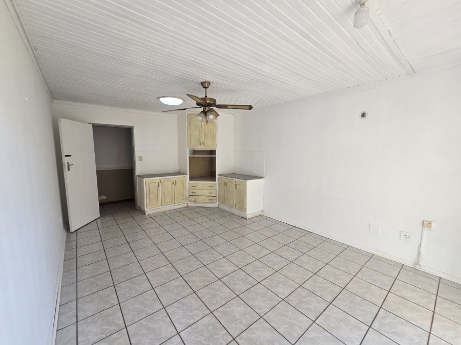 4 Bedroom Property for Sale in Heuwelsig Free State